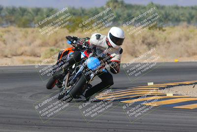 media/Nov-06-2023-Moto Forza (Mon) [[ce023d0744]]/4-Beginner Group/Session 3 (Turn 16)/